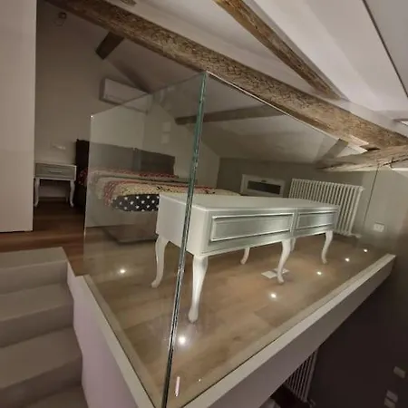 Luxury Duplex 50 *